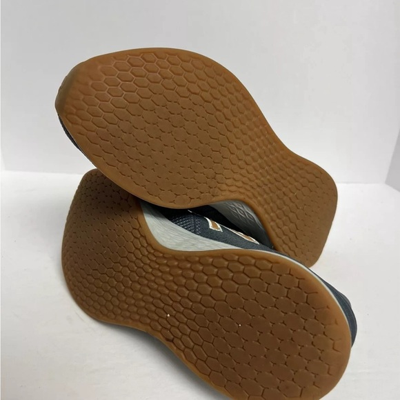 New Balance Men's Fresh Foam Roav Sneakers Gray, Size 7.5 M - Picture 5 of 6